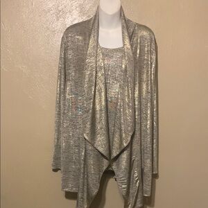 Elegant Gold Women's Sweater